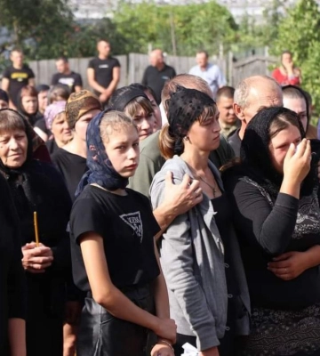 На Рівненщині попрощалися ще з одним воїном