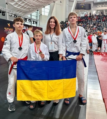 Троє рівненських спортсменів представляли Україну на 18 відкритому чемпіонаті з джиу-джитсу