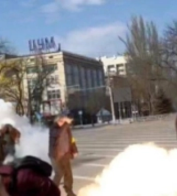 Обстрілювали мирні мітинги та затримували людей. Судитимуть 14 військовослужбовців РФ