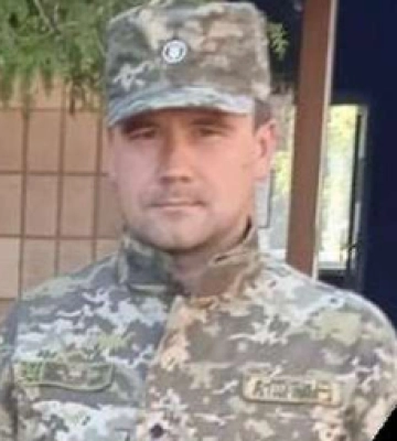 Герой з Волині Ігор Чоботан загинув у день народження сина, якому виповнилось три роки
