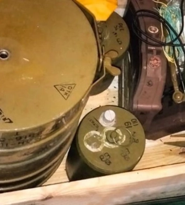 У Херсоні та на Дніпропетровщині знайшли схрони з російською зброєю та боєприпасами
