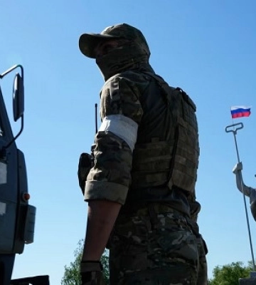 Рашисты заставляют похищенных людей чистить окопы на линии фронта - Федоров