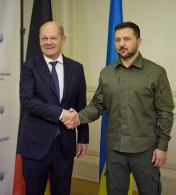 Зеленський зустрівся з Шольцом: говорили про ППО