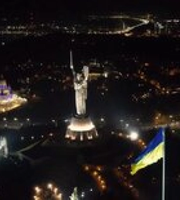 В Киеве и Харькове громкие взрывы. РФ атакует столицу и области с Ту-95МС, пропадает свет
