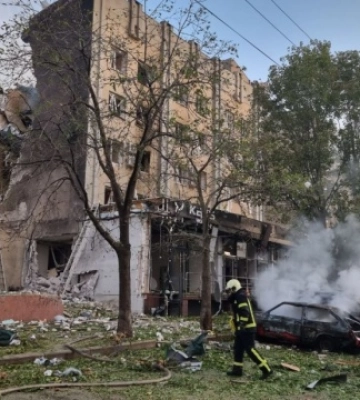 Ракетна атака: уламки впали у центрі Черкас — п&#039;ятеро постраждалих