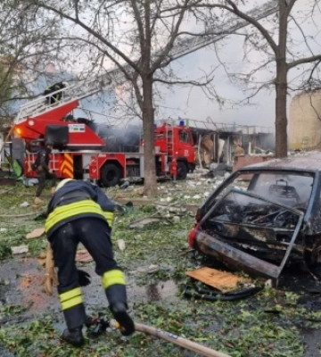 Окупанти атакували Черкаси: п&#039;ятеро людей травмовано, одна - під завалами