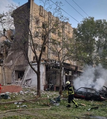Ракетний удар по містах України: стали відомі наслідки