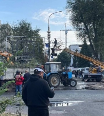 У Черкасах уламки ракети влучили в готель, де могло перебувати понад 20 осіб