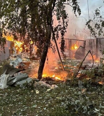 Ворожий удар по Києву: уламки збитих цілей упали у декількох районах
