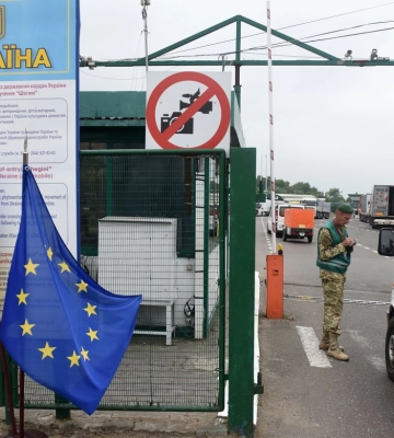 Відомчий водій голови Харківської облради тричі вносився до системи &quot;Шлях&quot;