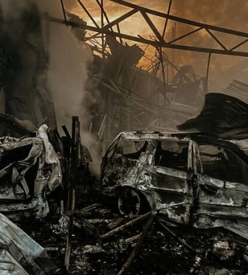 Ворожий удар по Києву: уламки збитих цілей упали у декількох районах