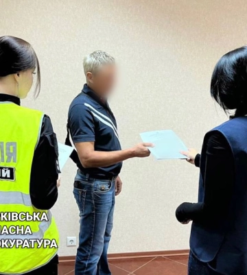 Под суд пойдет харьковчанин, вырастивший 100 кустов конопли во дворе матери