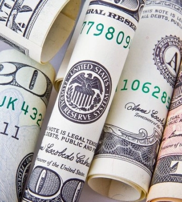 Федрезерв США зберіг ставку на рекордно високому рівні