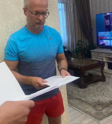 В растрате 4,5 млн гривен подозревают директора столичного роддома