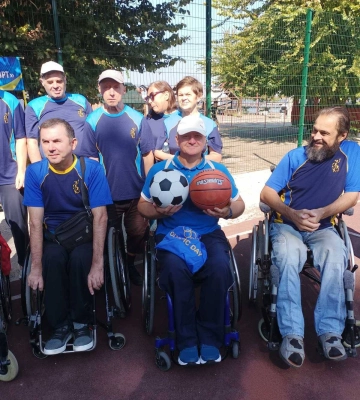 Миколаївський "Інваспорт" відзначив День здоров'я на майданчику Яхт-клубу