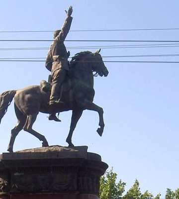 У МКІП знайшли можливість спростити демонтаж пам’ятників російським діячам