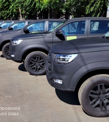 Зенітні ліхтарі для ППО, автівки та тепловізори. Дніпро забезпечив військових великою партією оснащення на ще майже 5 млн грн, —&amp;hellip;