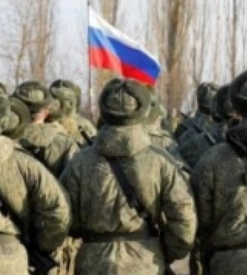 У Мирному Херсонської області російські військові мобілізують чоловіків до окупаційної армії