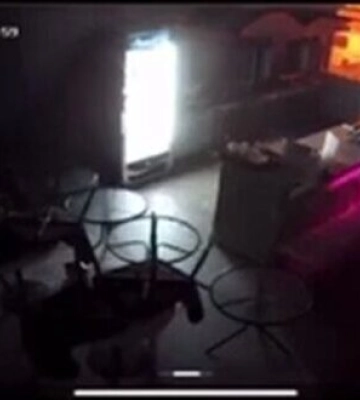 Момент мощного взрыва после ракетного удара по Черкассам. ВИДЕО