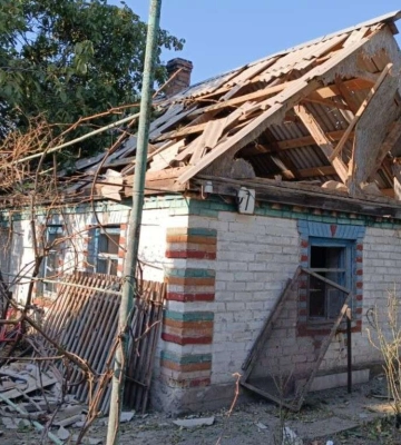 Жодного дня без терору: два райони Дніпропетровської області атакували з безпілотника та артилерії