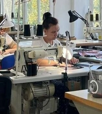 Касир, швачка, кондитер, кухар та програміст: у Дніпрі ООН організувала безкоштовні курси
