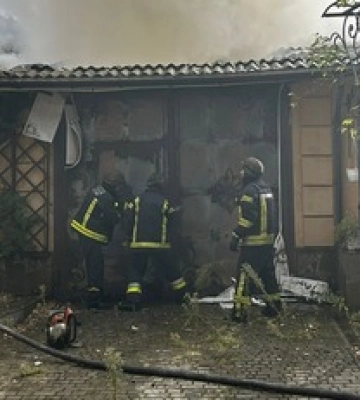 Окупанти вранці завдали удару по житлових кварталах Херсона: що відомо