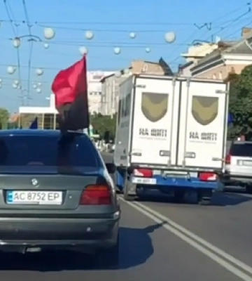 «На щиті»: на Волинь привезли тіла Героїв, які загинули в бою проти окупантів. Відео