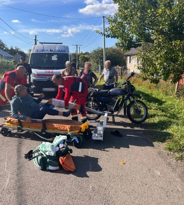У Луцькому районі зіткнулися мотоциклісти, один з них – у лікарні