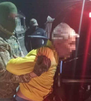 Допомагали ухилянтам: затримано трьох військкоматівців та посадовця ВЛК