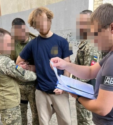 У Харкові затримали військового, який втік з місця служби — ДБР (відео)
