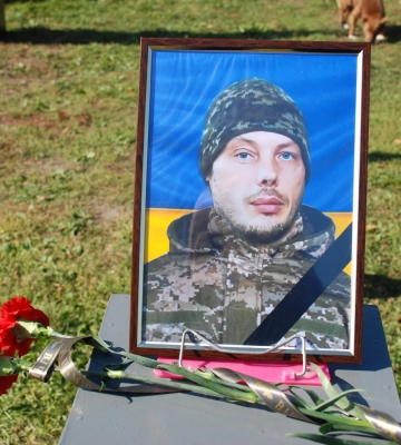 Шосткинщина попрощалася із захисником України Євгенієм Мягких
