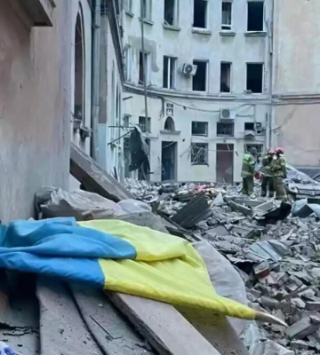 Окупанти завдали ракетного удару по Кременчуку – в ОВА повідомляють про загиблих та поранених