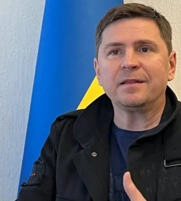 Подоляк высмеял заявления министерства обороны РФ об «отражении» атак на Севастополь Подоляк высмеял заявления министерства обороны РФ об «отражении» атак на Севастополь