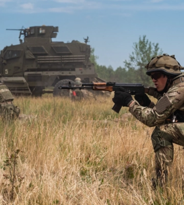 Росіян витісняють з-під Бахмута: ЗСУ зачищають важливу залізницю