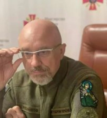 Про відставку Міністра оборони України Резнікова О. Ю
