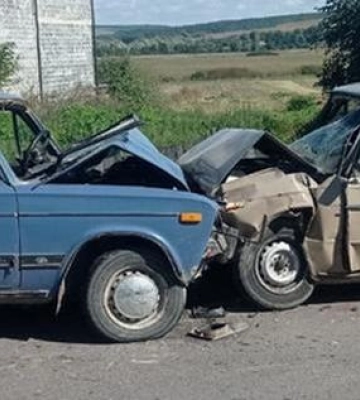 На Львівщині зіткнулися ВАЗи: четверо дітей та четверо дорослих у лікарні
