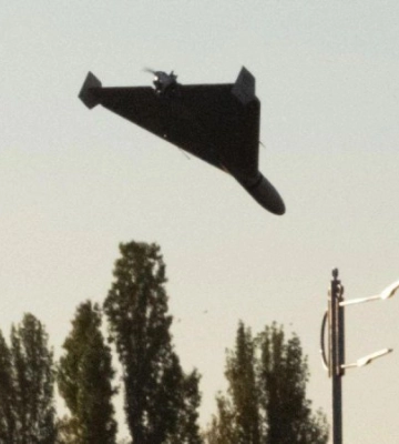 Вночі над Дніпропетровщиною збили 12 “шахедів”, уламки пошкодили об&#039;єкт критичної інфраструктури Дніпра