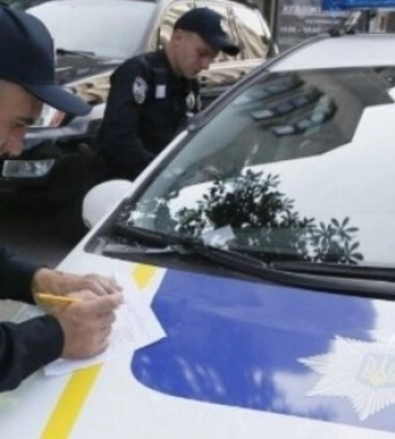 Штрафи отримають не лише водії: поліція розпочала "полювання" на пасажирів