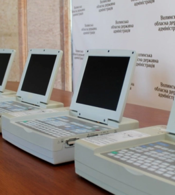 Медзаклади Волині отримали від благодійників 22 апарати ШВЛ