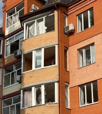 Атака на Кременчуг: видео момента удара и фото последствий
