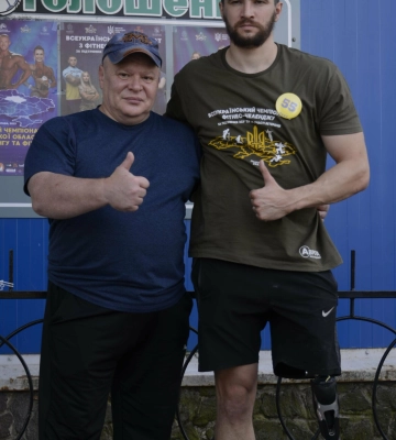 У Рівному змагаються найсильніші ветерани - їх розсудить Василь Вірастюк