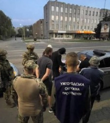 В Ужгороді прокуратура викрила мережу незаконного розповсюдження психотропних речовин – затримано чотирьох осіб