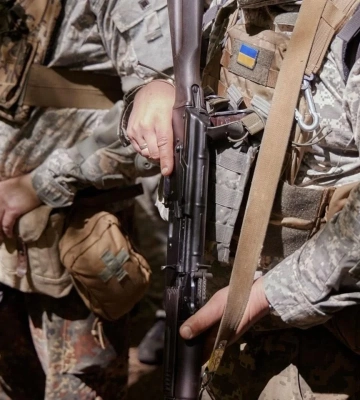 Мобілізація в Україні: чи вручатимуть повістки студентам 