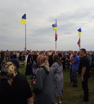 Громада на Волині попрощалася із загиблим на війні Героєм Іваном Вороб’єм