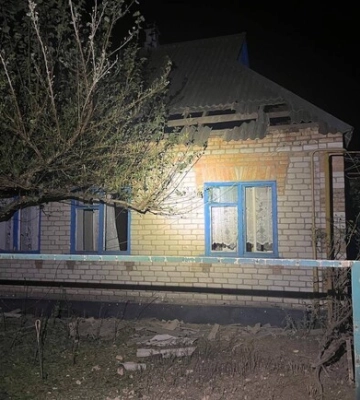 Враг атаковал Никополь и район из тяжелой артиллерии и БпЛА: пострадал мужчина