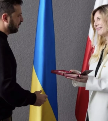 Польська журналістка отримала нагороду з рук президента України
