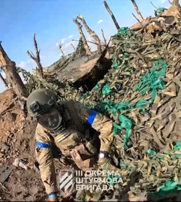 ЗСУ показали, як заходили на позиції окупантів під Андріївкою (відео)