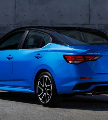 Компанія Nissan представила оновлений седан Nissan Sentra (Фото)