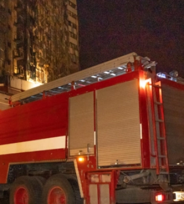 Атака на Одесу: рятувальники показали зруйновані будівлі Морвокзалу та готелю