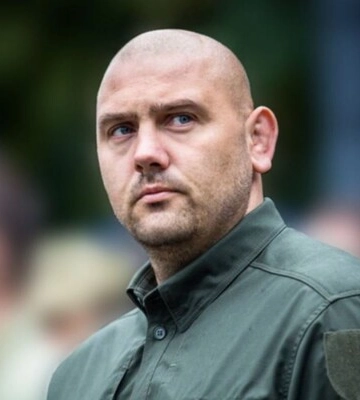 Лисак чекає від громад субвенцій на оборону Дніпропетровщини, поки його підопічні тратять на дороги мільярди гривень